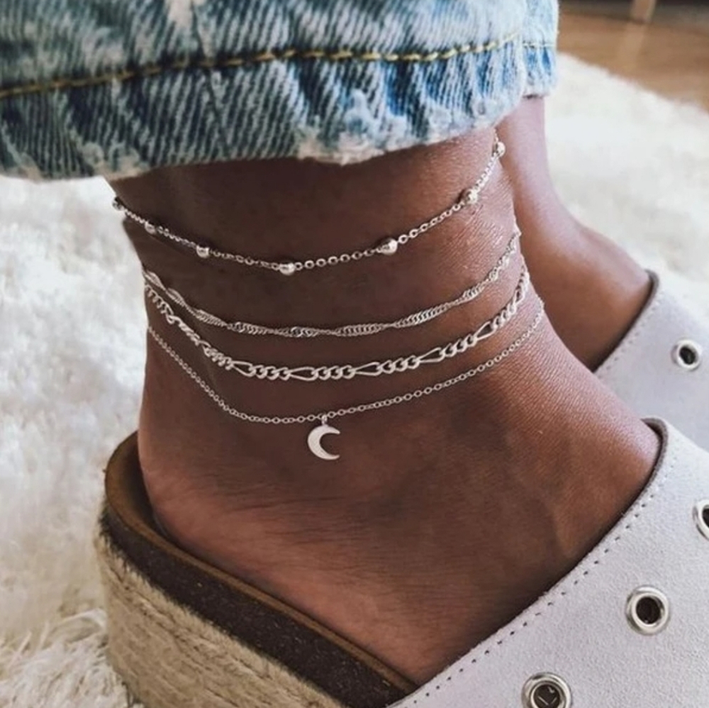 Moon ankle bracelet